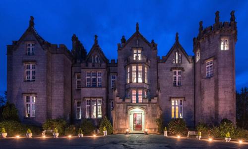 Kinnitty Castle Hotel 