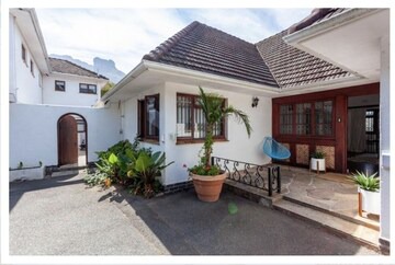 Kirstenbosch Gardens Retreat House