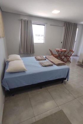 Kitnet independente muito bem localizada