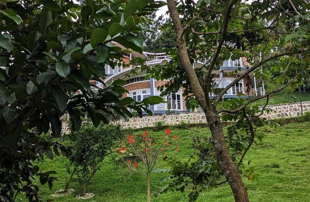 Kivu Breeze Hotel