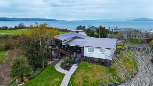 Kiwi Retreat By Aotearoa Escapes