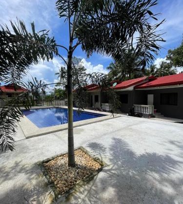 KJT Travellers Inn