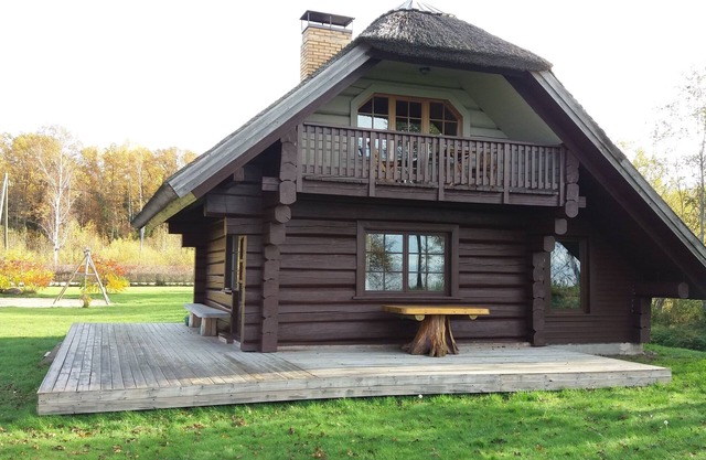 Klintskalni 1 - Beautiful small house on the beach
