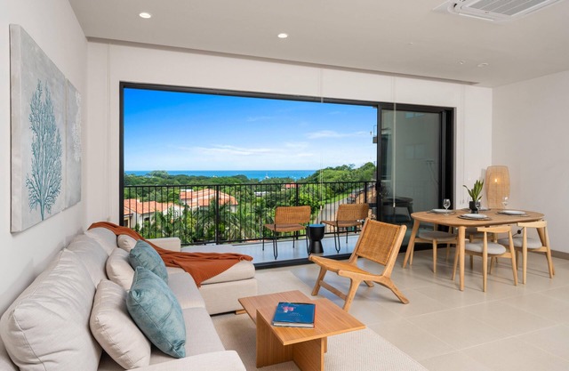 Kokito at Naumi, Ocean Views & Beach Club