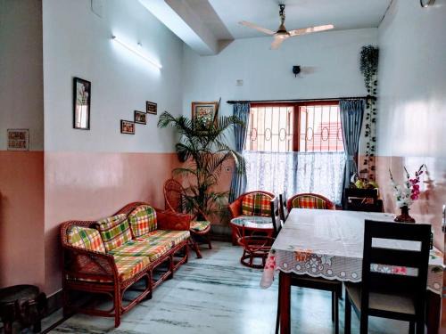 Kolkata Swan Home