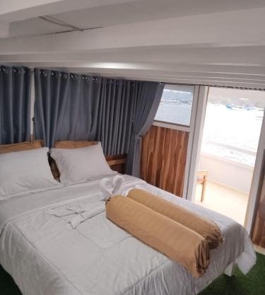 Komodo live a board Cruise