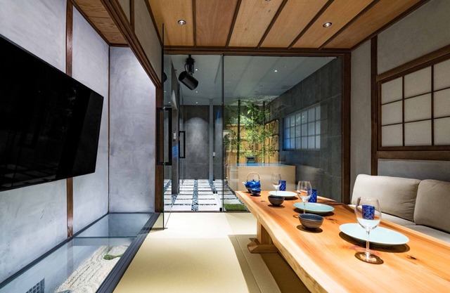 KONJAKUSO Osaka Bentencho HIKARIYUYA Projection Mapping SPA/Osaka Ōsaka