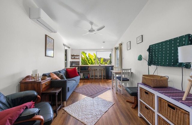 Korogoro Beach House Includes Linen