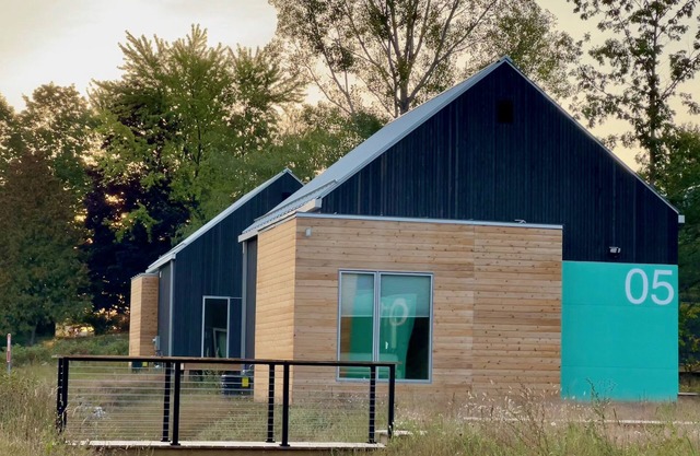 KOTI 5 (Two Bedroom) Traverse City's Scandinavian Cabins, vacation home on TART & mins to Traverse C.