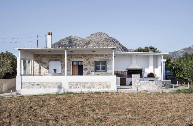 Kottakis Stone House