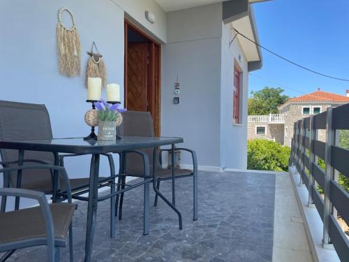 Kouneli's House with Garden