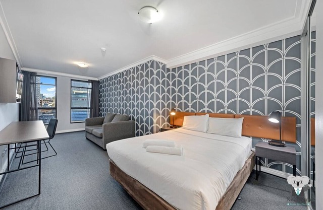 KozyGuru | Sydney CBD Studio | Walk to Chinatown