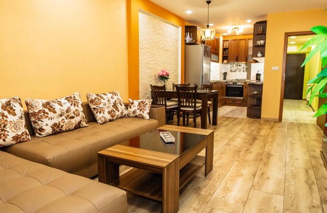KRISSTY Apartment