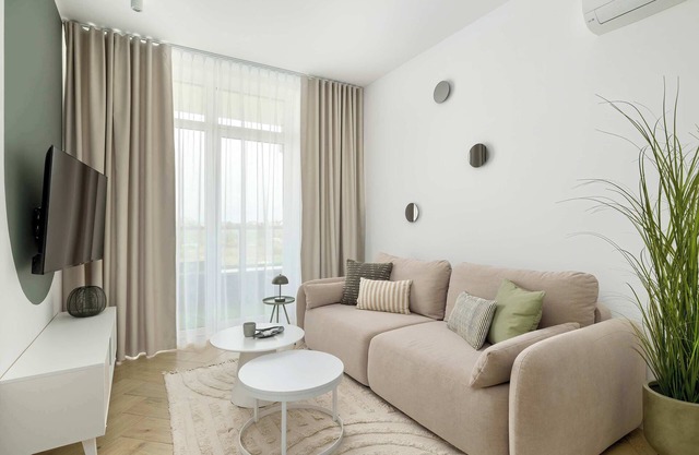 Ku Morzu 1C Sianożęty | Bright Apartment with Seasonal Pool