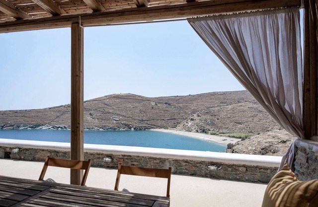 KYON Beach Suite-C 2min by the sea Skilos, Kythnos