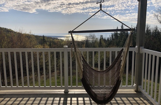 L'Éveil du fleuve. Détente, Spa, nature et ski.