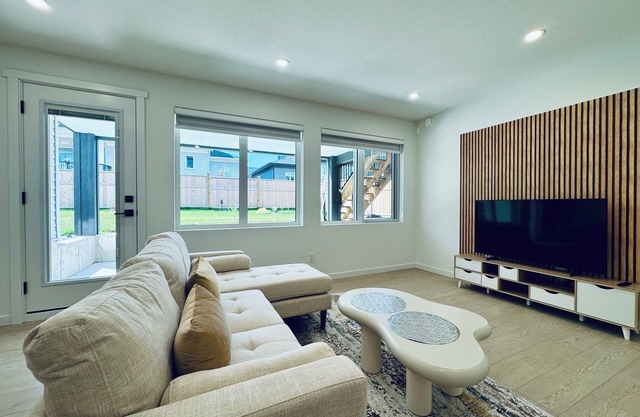 L'espace Retreat. 2 Bedroom 1 Bathroom Opening Special