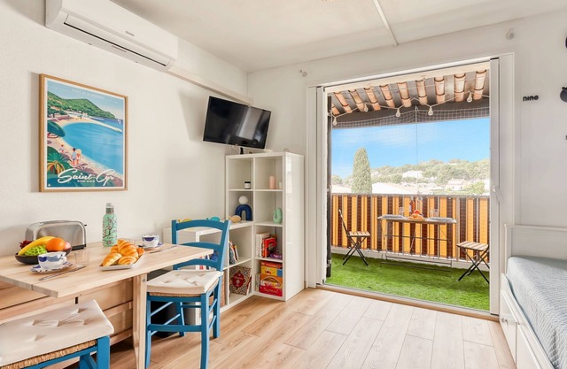 Les Aigues Marines by Interhome