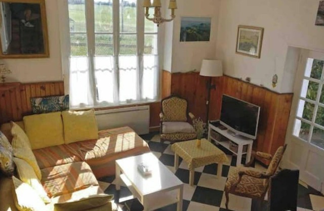L'harmonie, Maison Auvergnate au Cœur des Volcans