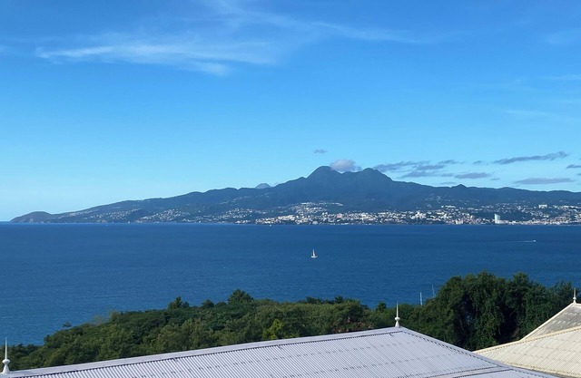 L'oiseau du Paradis, Charmant T2 Avec vue Imprenable