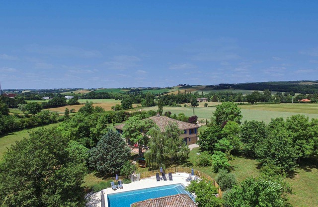 La Briqueterie - Five Bedroom Villa, Sleeps 10
