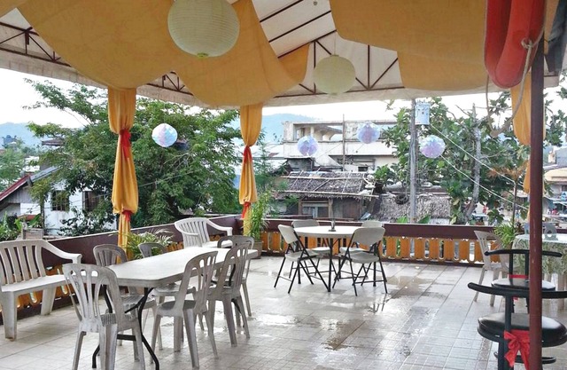 La Casa Roa Hostel