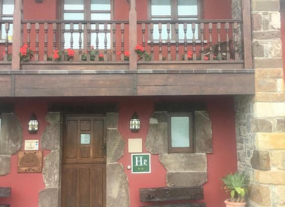 LA CASONA DE RALES VILLAVICIOSA