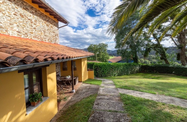La Casona del Cura 2, LIRIO - (Country House, Pets welcome)