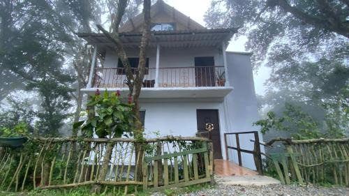 La Casona entre el Bosque