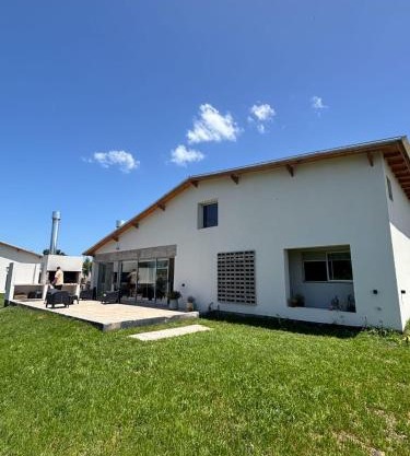 LA CLARITA Chapadmalal