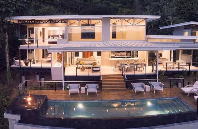 La Experiencia CR - · OCEAN VIEW PRIVATE BEACH ACCESS AND 2 POOLS WE HAVE IT ALL
