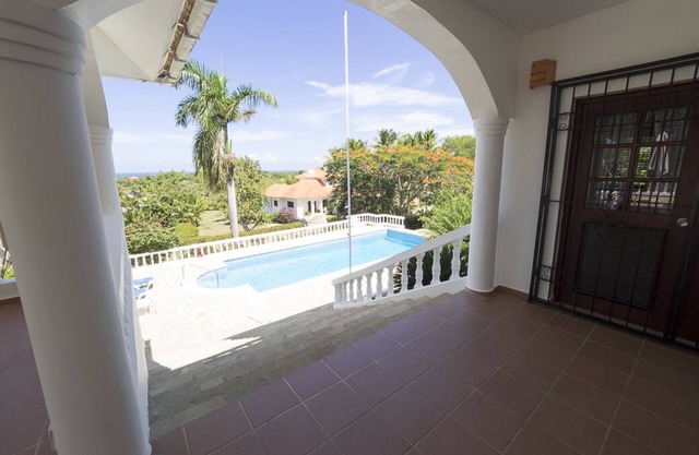 La Gaviota Villa - A 4b/4b Stunning Villa!