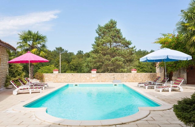 La Gerbaudie - Four Bedroom Villa, Sleeps 10