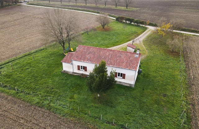 La Grande Métairie, Country House in Périgord with Private Garden and Terrace