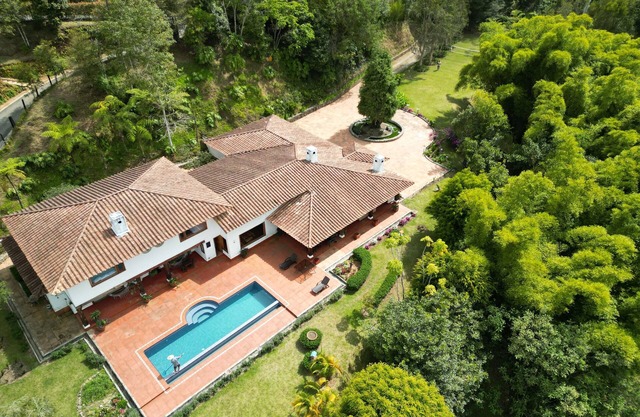La Hacienda Colonial Pool and Great View