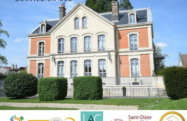 La Maison Des Officiers