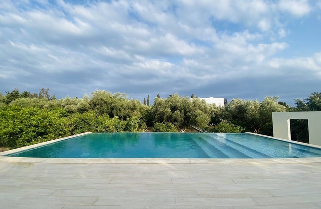 La Maison des Olives Bleues, au Coeur dun Verger, Entre Terre et mer