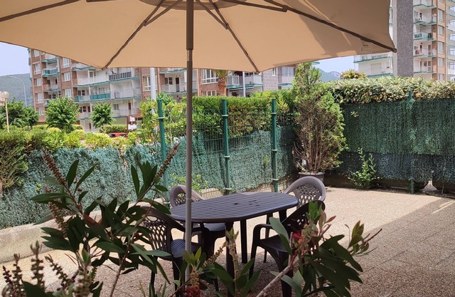 LA MARINA B 1 BEDROOM