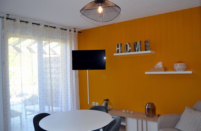 "La merveille de VERMEIL", , large bright studio, 2 km from ALBI center