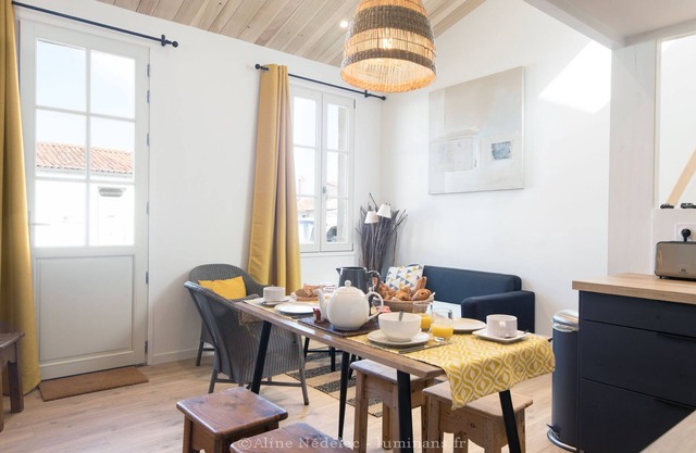 La Miniardise - House in the village