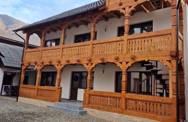 La Mona
