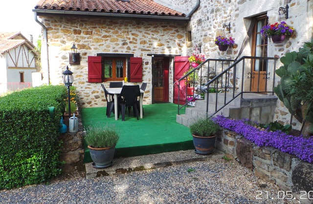 La Petite Fontaine, small cottage in a very quiet hamlet