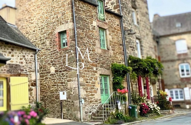La Petite Madeleine, Charming Gîte, Dinan Port.