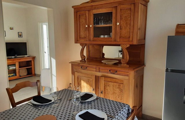 La Petite Maison de Niré Maison Indépendante Avec Terrasse et Cour Privée