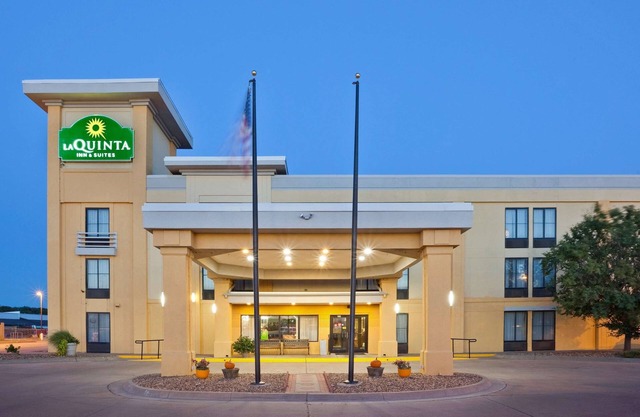 La Quinta Inn & Suites by Wyndham Salina