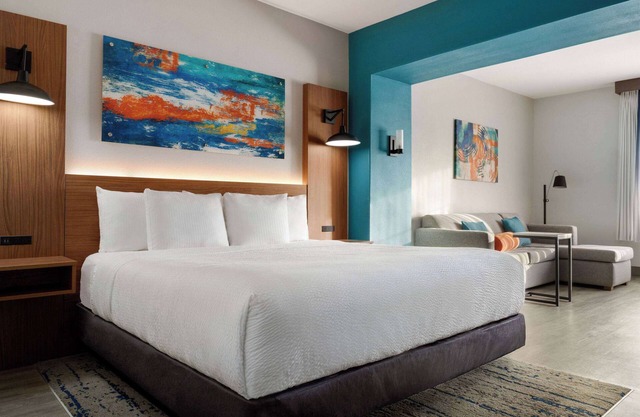 La Quinta Inn & Suites by Wyndham Stephenville
