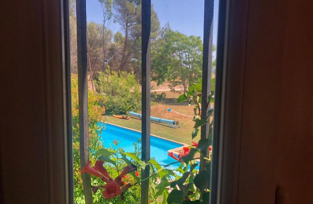 La Tour- Pigeonnier Provençal - Mas des Sous Bois