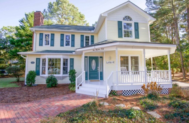 La-Vie #4. Charming cottage less than 1 mile to the Village of Pinehurst