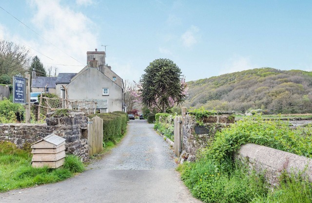 Laburnham Cottage