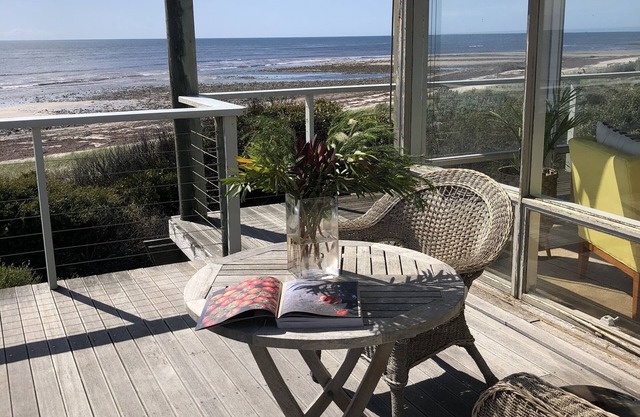 Lady Bay Beach Stay